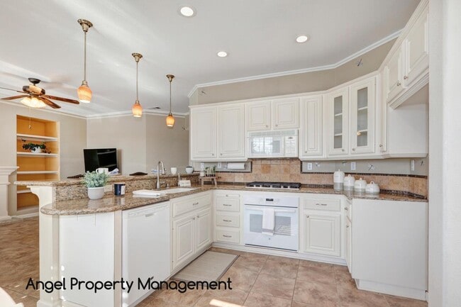 Building Photo - 3601 W Island Ct