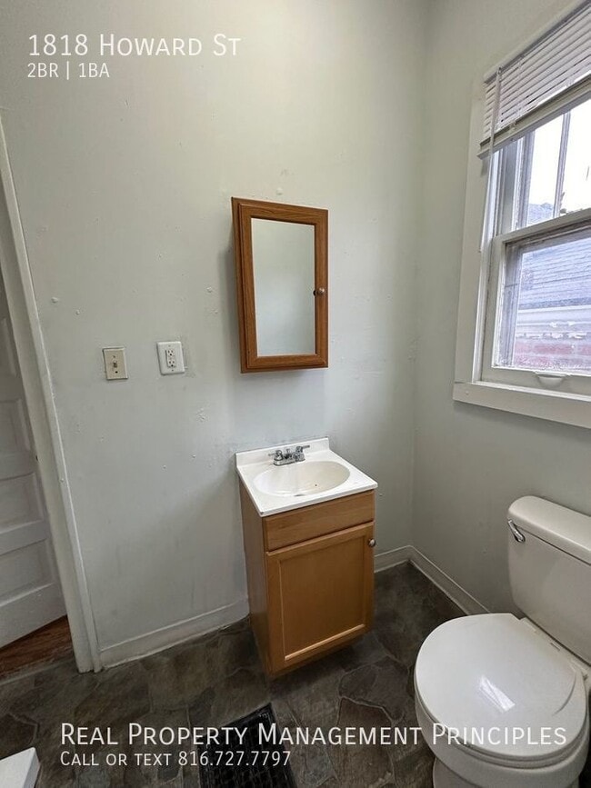 Building Photo - 1818 Howard St