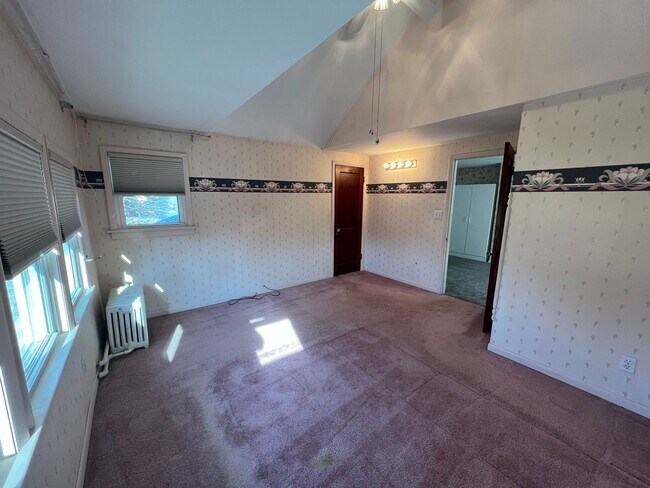 Building Photo - 3 Bedroom/2.5 Bathroom Home in Peoria for Lease