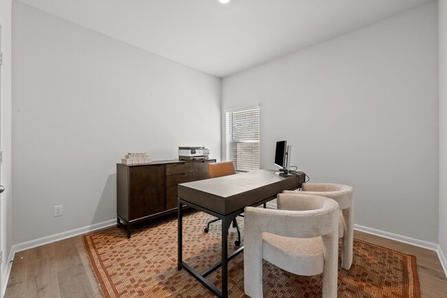 Building Photo - 956 Camelia Grv Ct