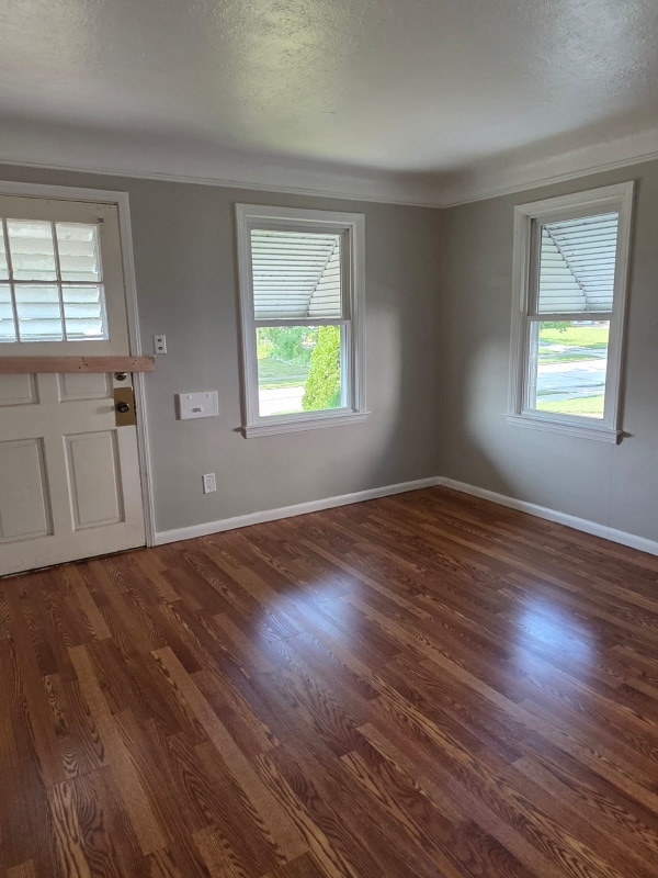 Building Photo - 16606 Lotus Dr
