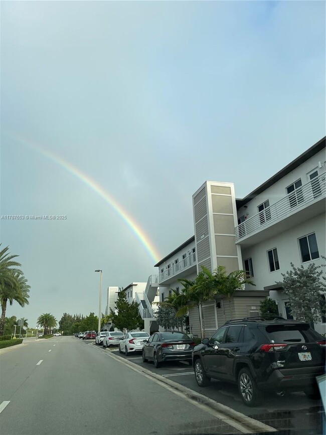 Building Photo - 10250 NW 66th St