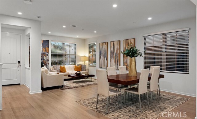 Building Photo - 106 Sunnyside