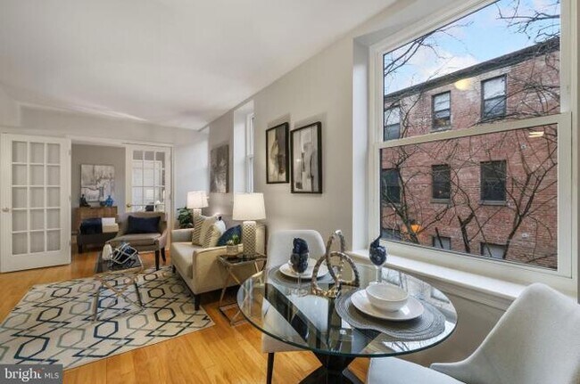 Building Photo - 1438 Meridian Pl NW