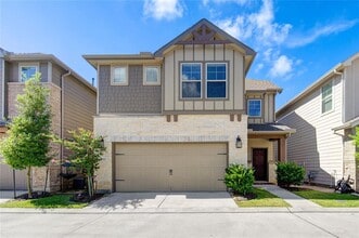 Building Photo - 4005 Starbright St