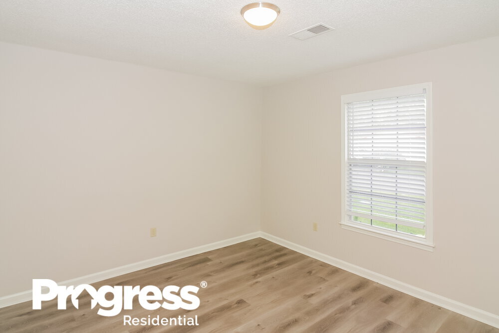 Building Photo - 7196 Atterbury Cir W