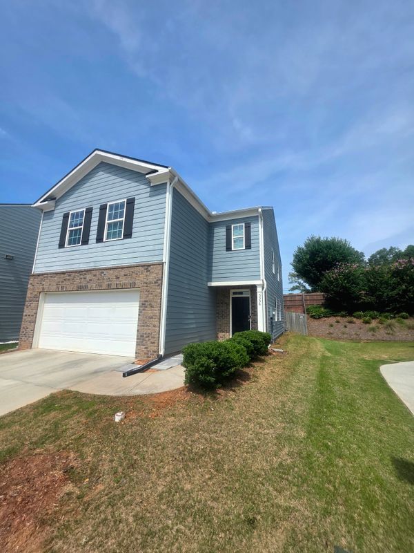 Building Photo - 5356 Barberry Ave