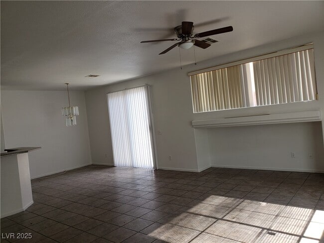 Building Photo - 109 Restful Crest Ave
