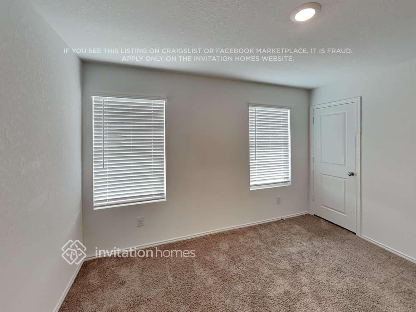 Building Photo - 160 Parish Ln