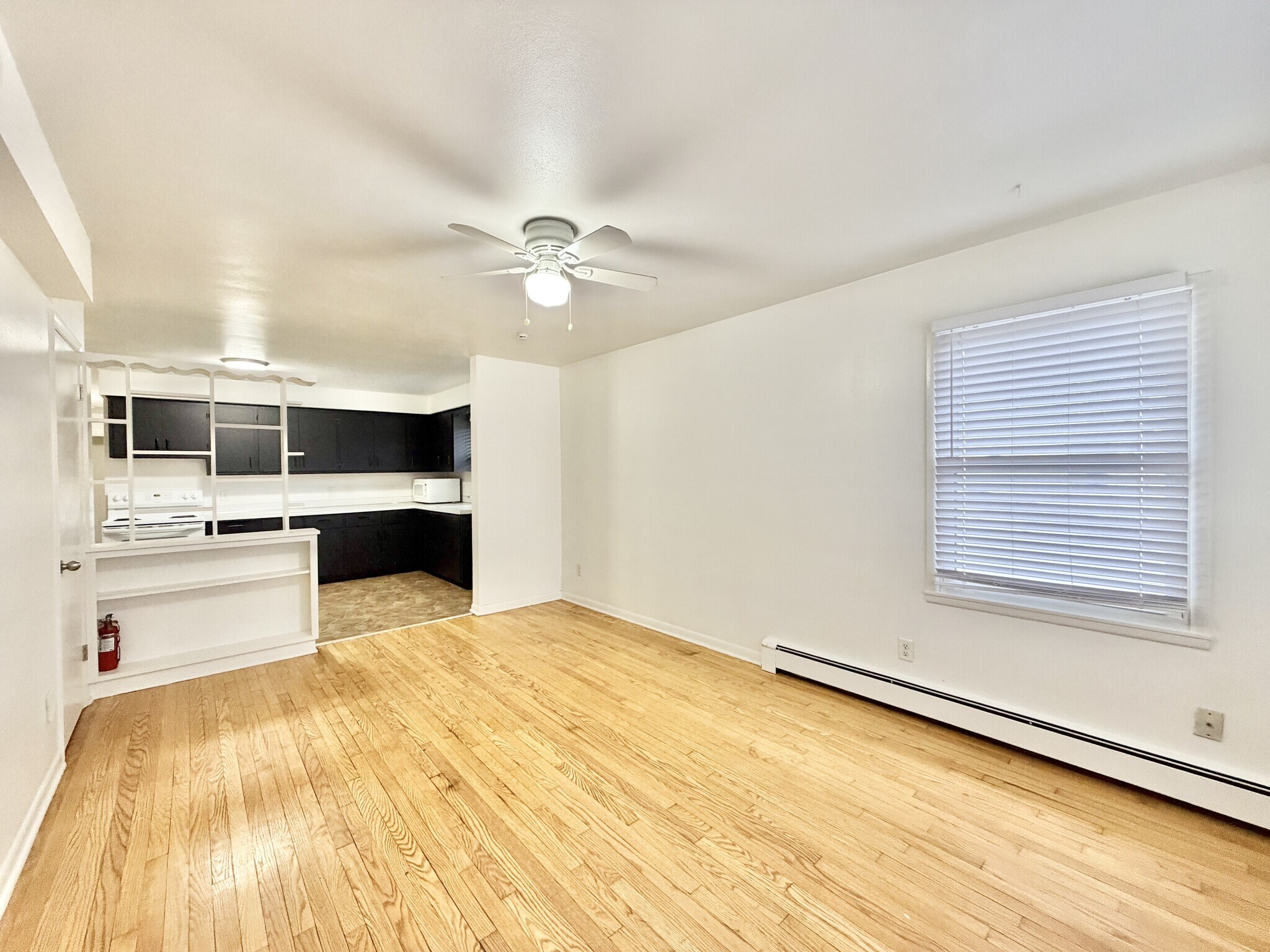 Building Photo - 290 Orchard Dr