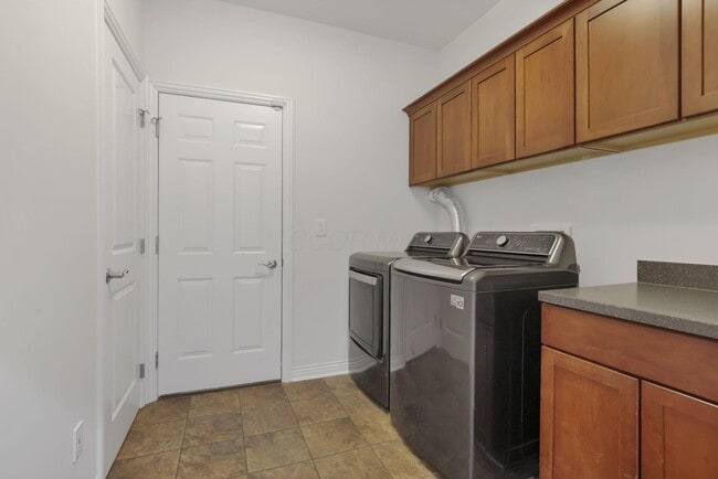 Building Photo - 7090 Dean Farm Rd