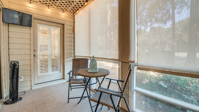 Building Photo - 159 Weehawka Way