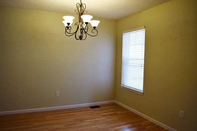 Building Photo - Located in the popular Woodland Hills Subd...