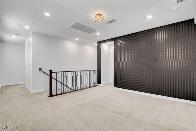 Building Photo - 318 Wind Poppy St