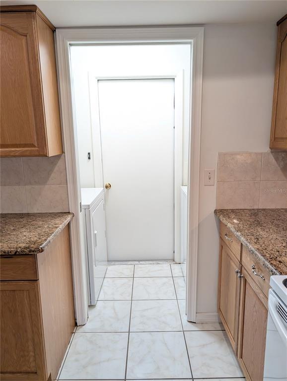 Building Photo - 7171 Wood Creek Dr