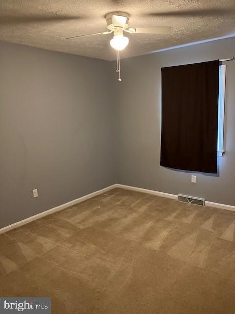 Building Photo - 22416 Greenview Ct