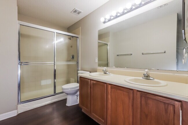 Building Photo - 10601 Boyette Creek Blvd
