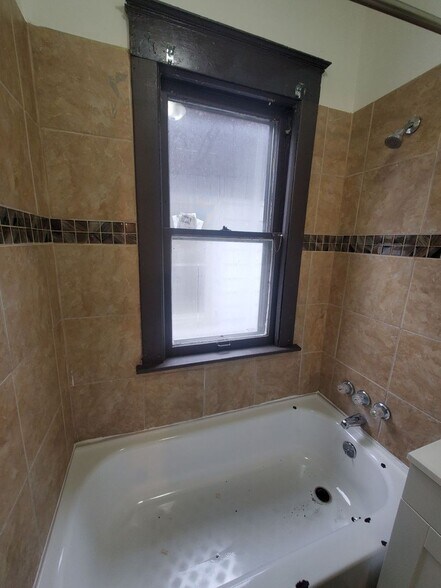 Building Photo - 3149 N 25th St