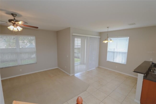 Building Photo - 622 Breezeway Ct
