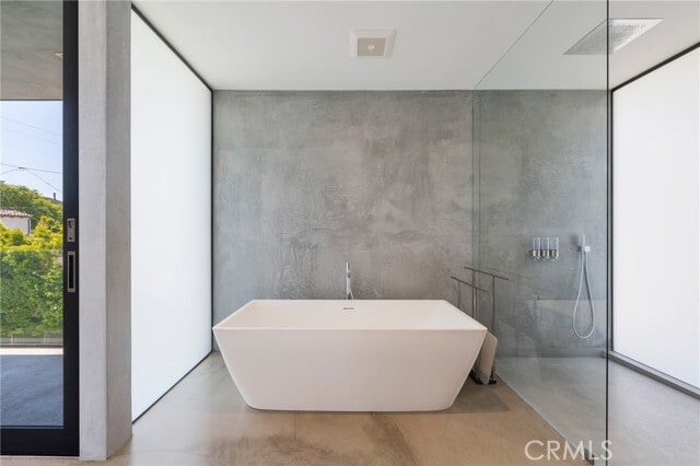 Building Photo - 762 Rosecrans Ave