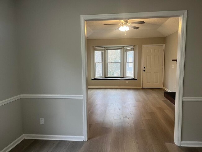 Building Photo - 4486 Club Trce