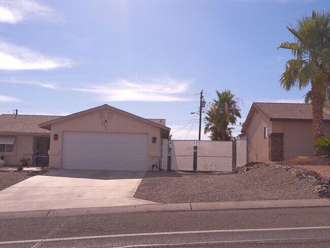 Building Photo - Fully furnished short term rental less then 6 months great for winter rental