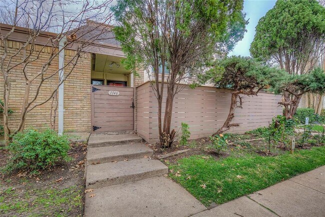 Building Photo - 3121 Park Ln