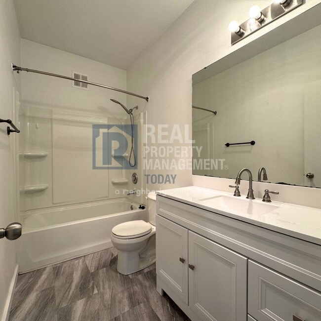 Building Photo - 20508 La Rita Dr E