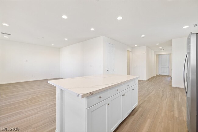 Building Photo - 808 Cadence View Way