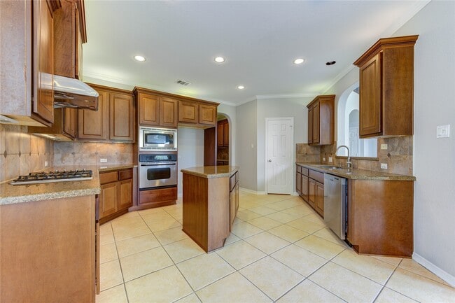 Building Photo - 3819 Rivermoss Ln