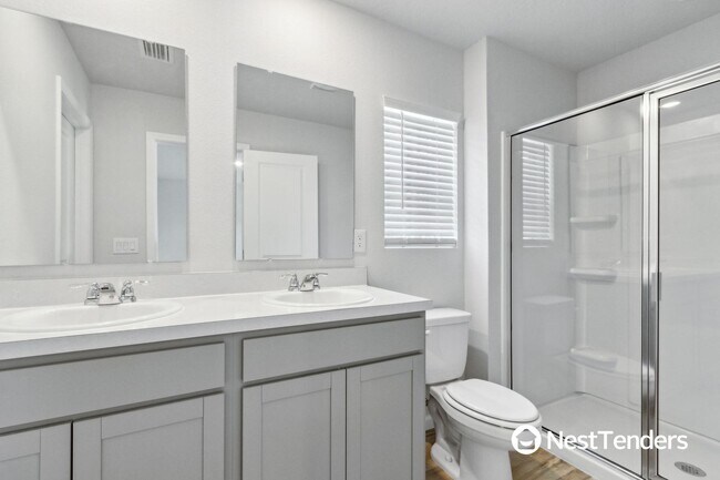 Building Photo - 14538 Macadamia Ln