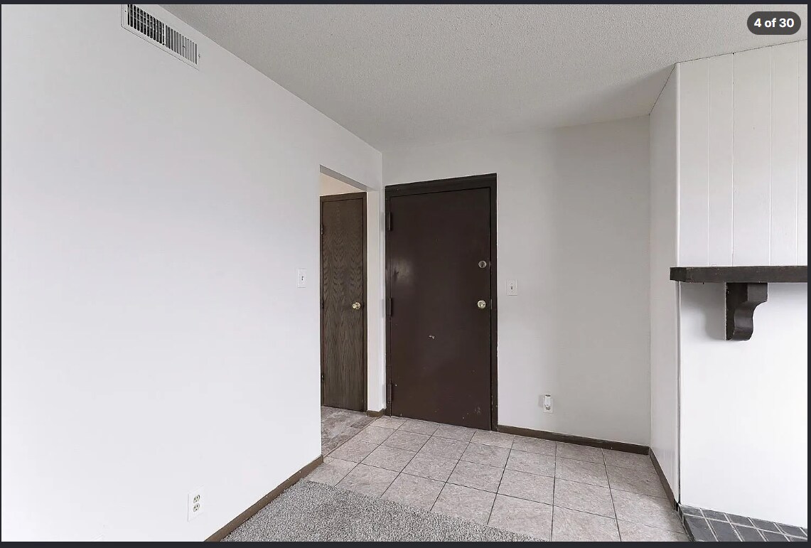 Building Photo - 4106 Baldwin Ave