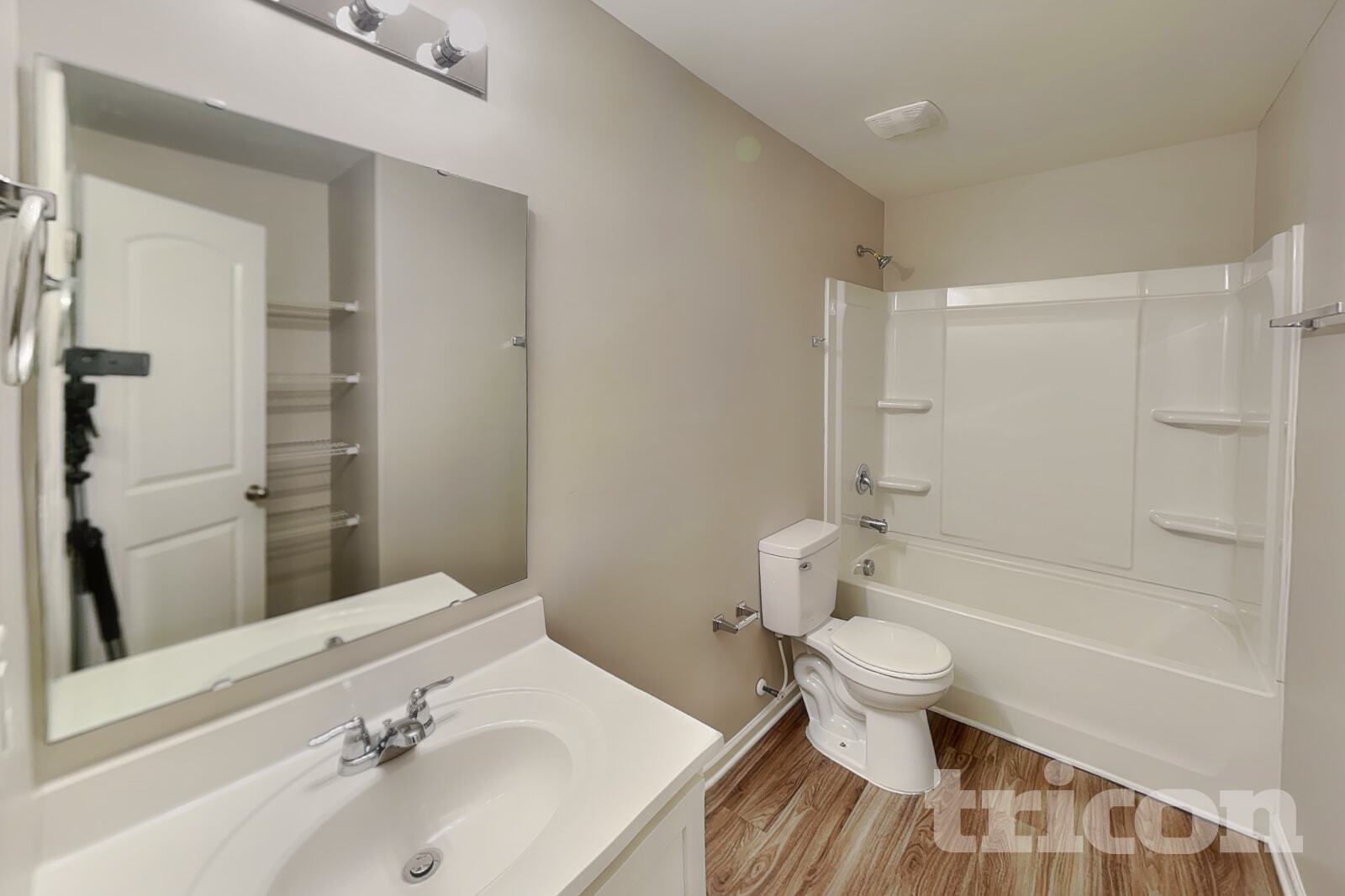 Building Photo - 339 Oakleigh Ln