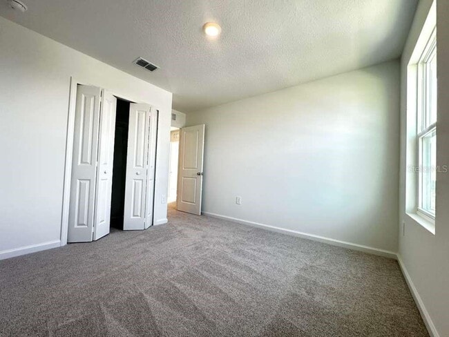 Building Photo - 4734 Katrina Dr