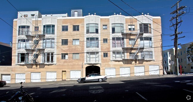 Building Photo - 900 Broderick