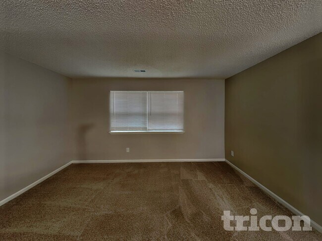 Building Photo - 6000 Whitewater Dr