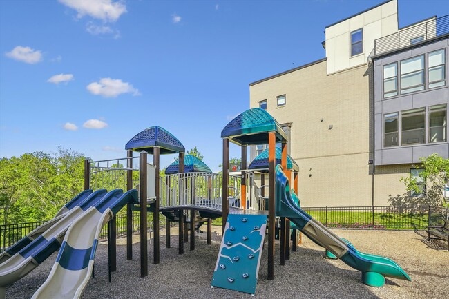 Building Photo - 14420 Beckett Glen Cir