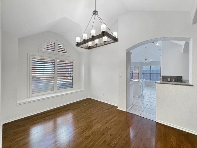 Building Photo - 5106 Ascot Pl