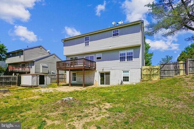 Building Photo - 14677 Cloverdale Rd
