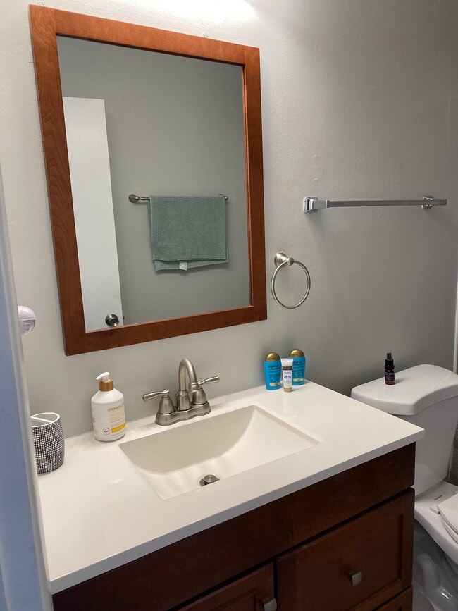 Building Photo - 118 Pulaski St