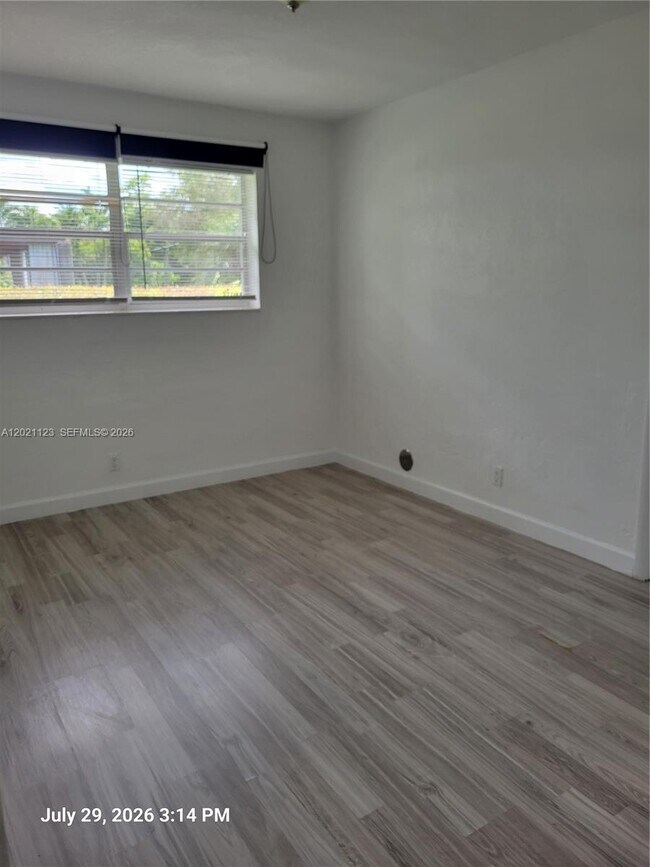 Building Photo - 13220 SW 99th Pl