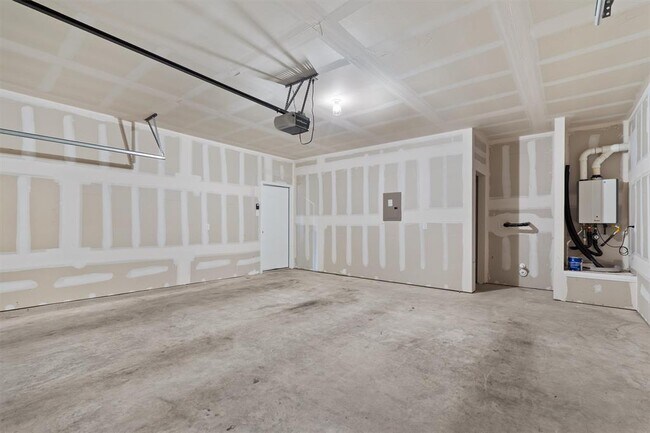 Building Photo - 493 Apache Plum Dr