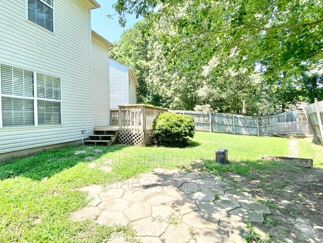 Building Photo - 308 Jacks Pl