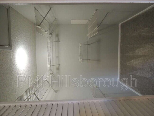Building Photo - 944 Burlwood St