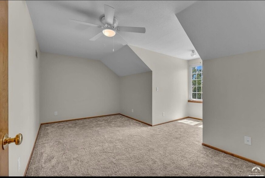 Building Photo - 2726 Harrison Pl