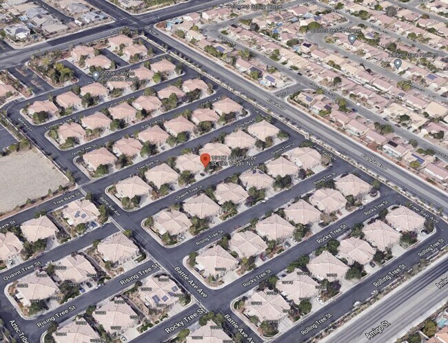 Building Photo - Beautiful townhouse in Silverado Ranch