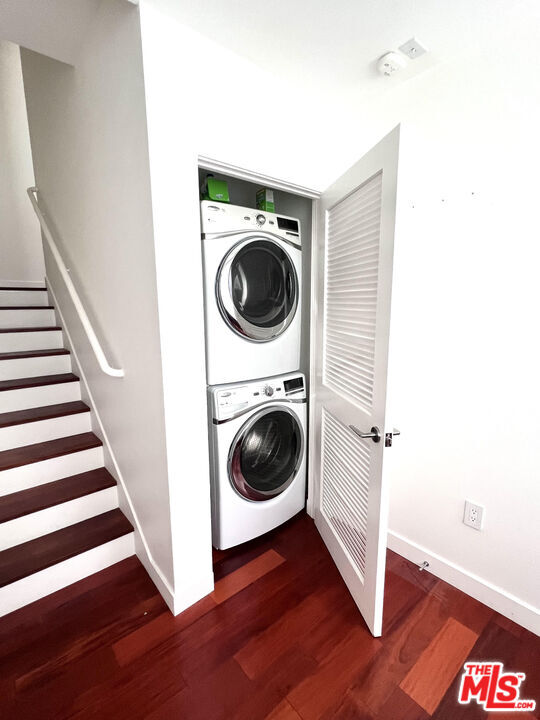 Building Photo - 1200 N Sweetzer Ave