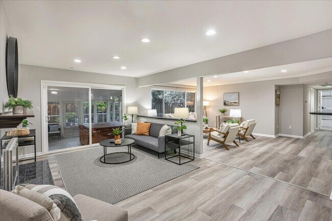 Building Photo - Charming 3-Bedroom Home in Prime Cambrian ...