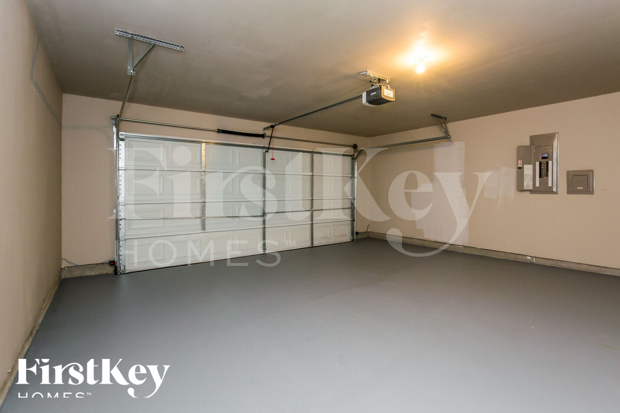 Building Photo - 3166 Redwood Run