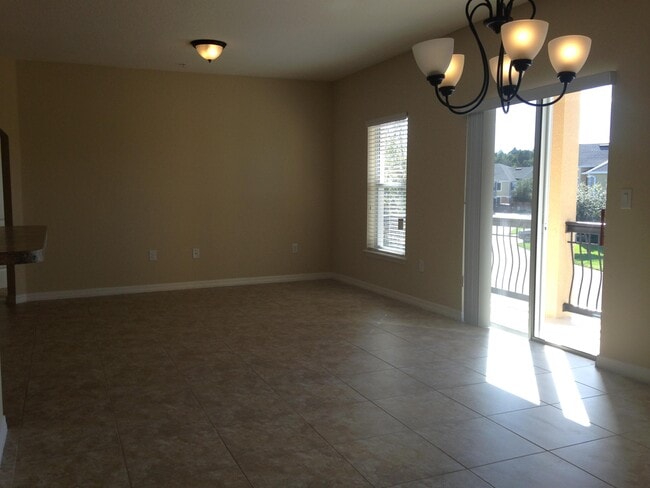 Building Photo - 6530 S Goldenrod Rd